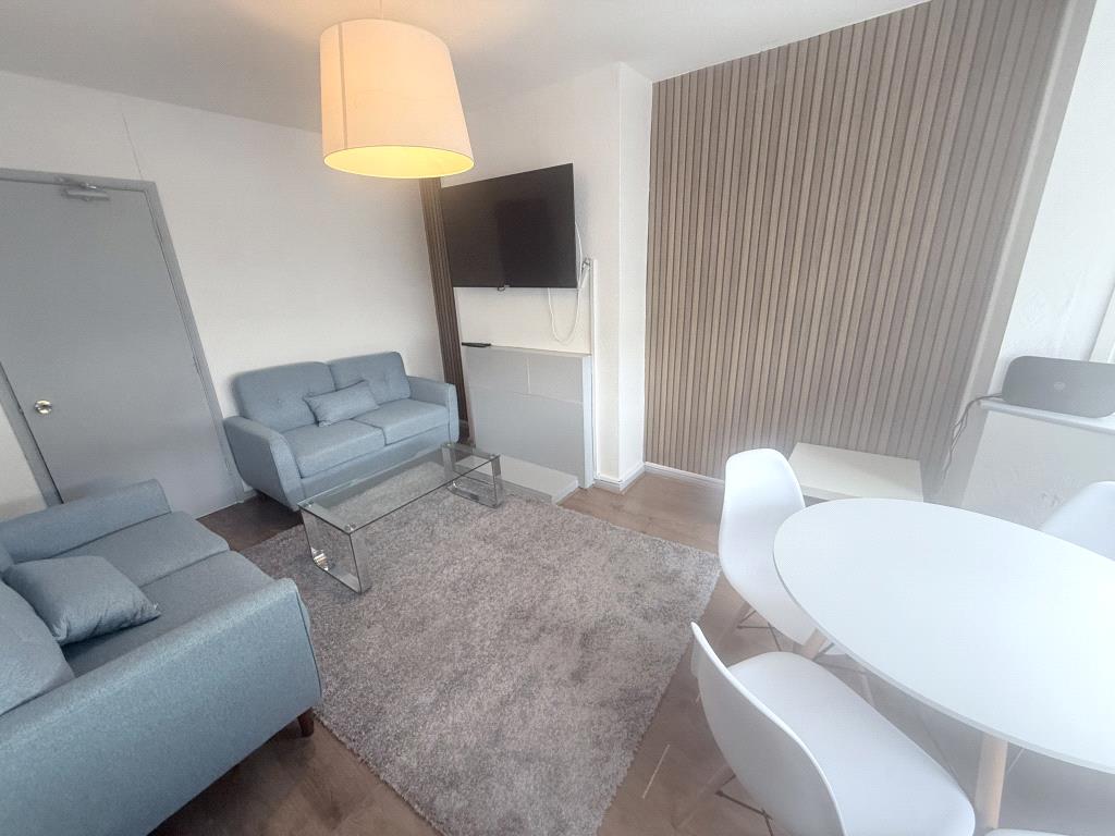 Lounge 2