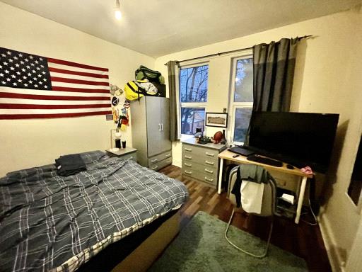 Bedroom  - Thumb