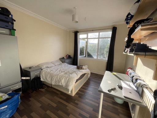 Bedroom  - Thumb